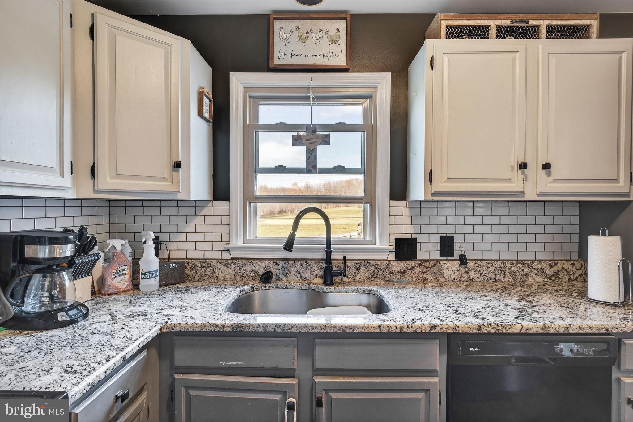 101 TOWNHOUSE LANE