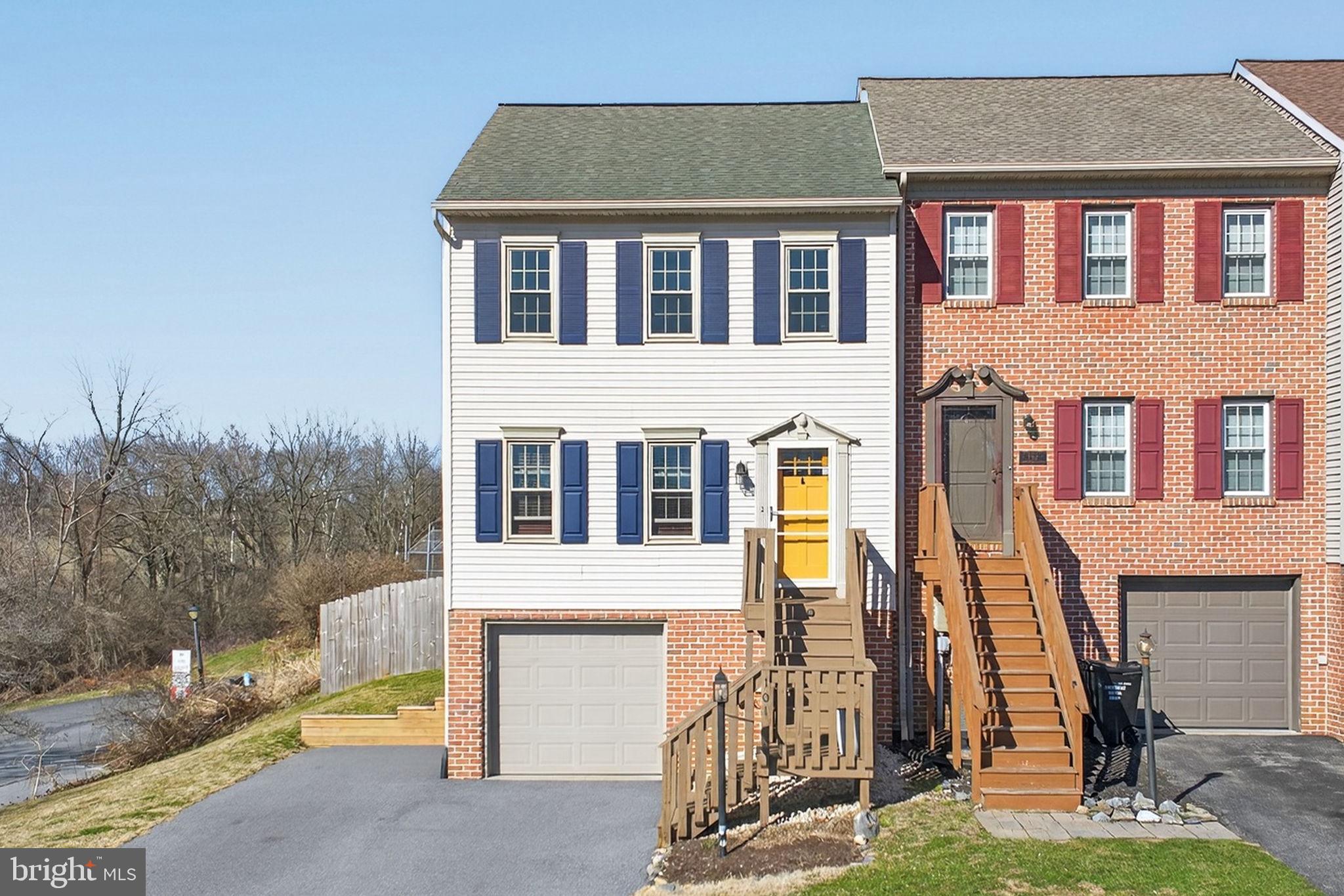 101 TOWNHOUSE LANE