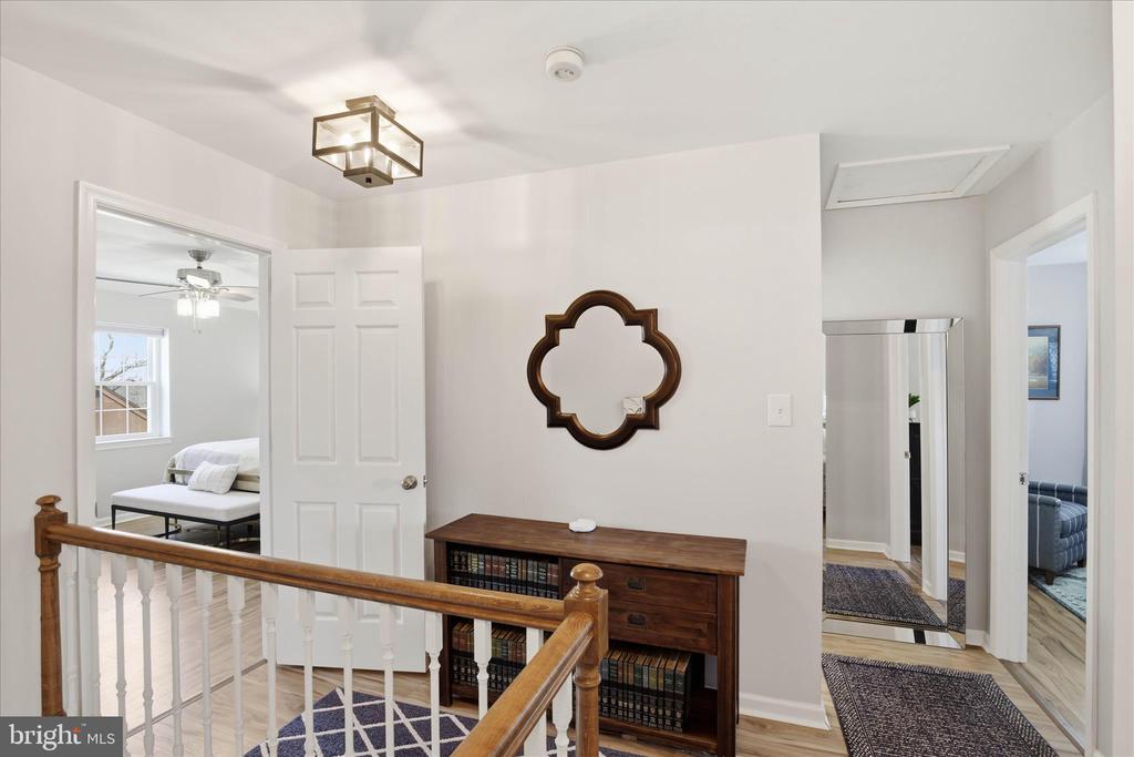 130 OAK KNOLL CIRCLE