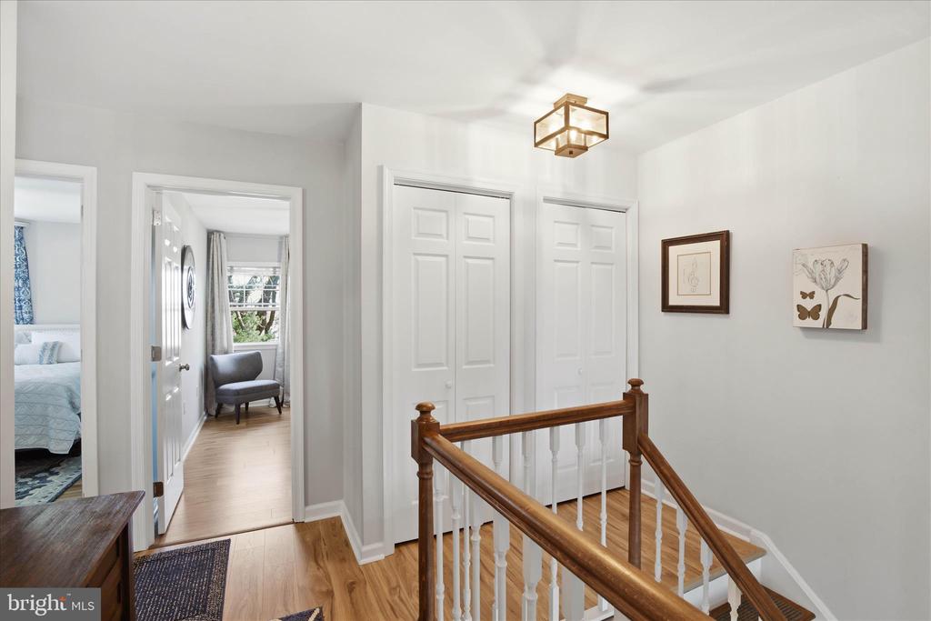 130 OAK KNOLL CIRCLE