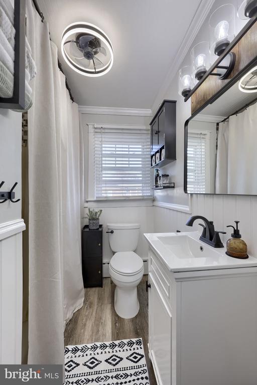 827 3RD STREET