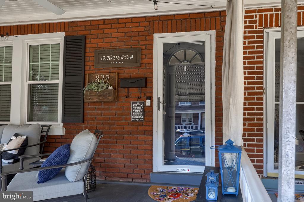 827 3RD STREET