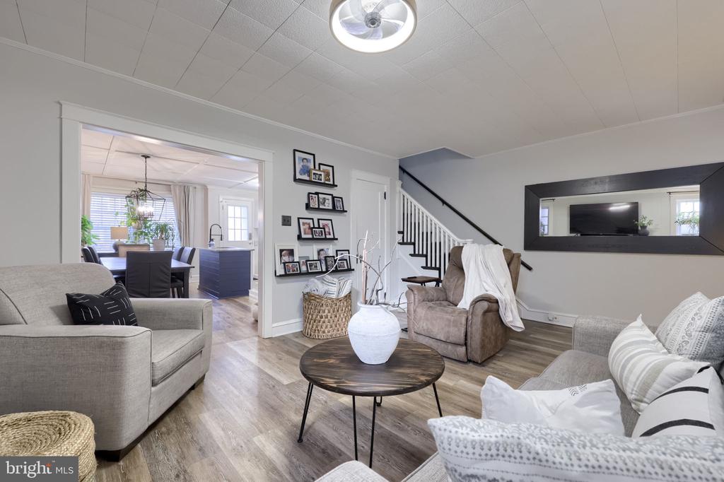 827 3RD STREET