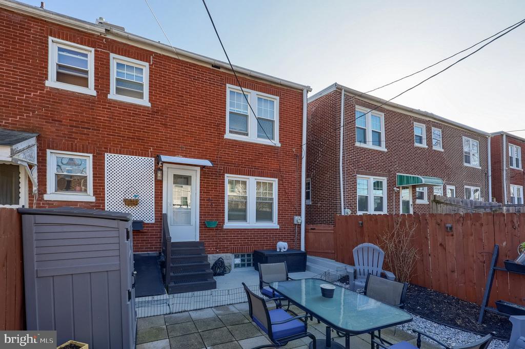 827 3RD STREET