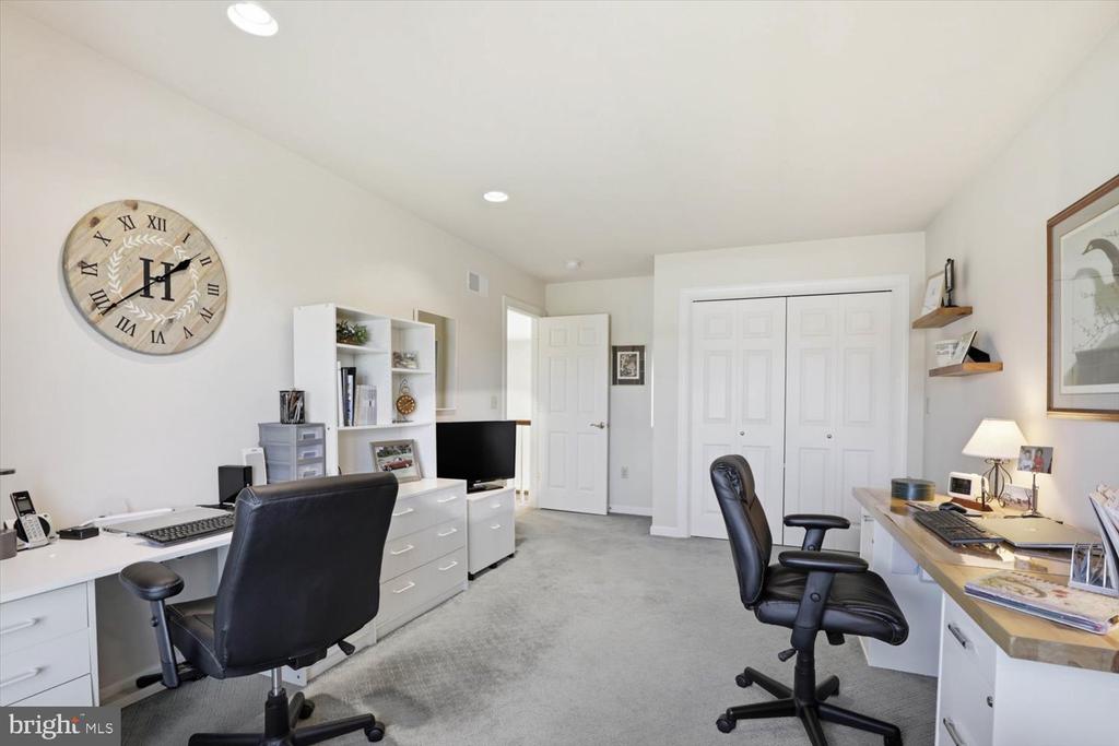 314 COUNTRY MEADOWS DRIVE