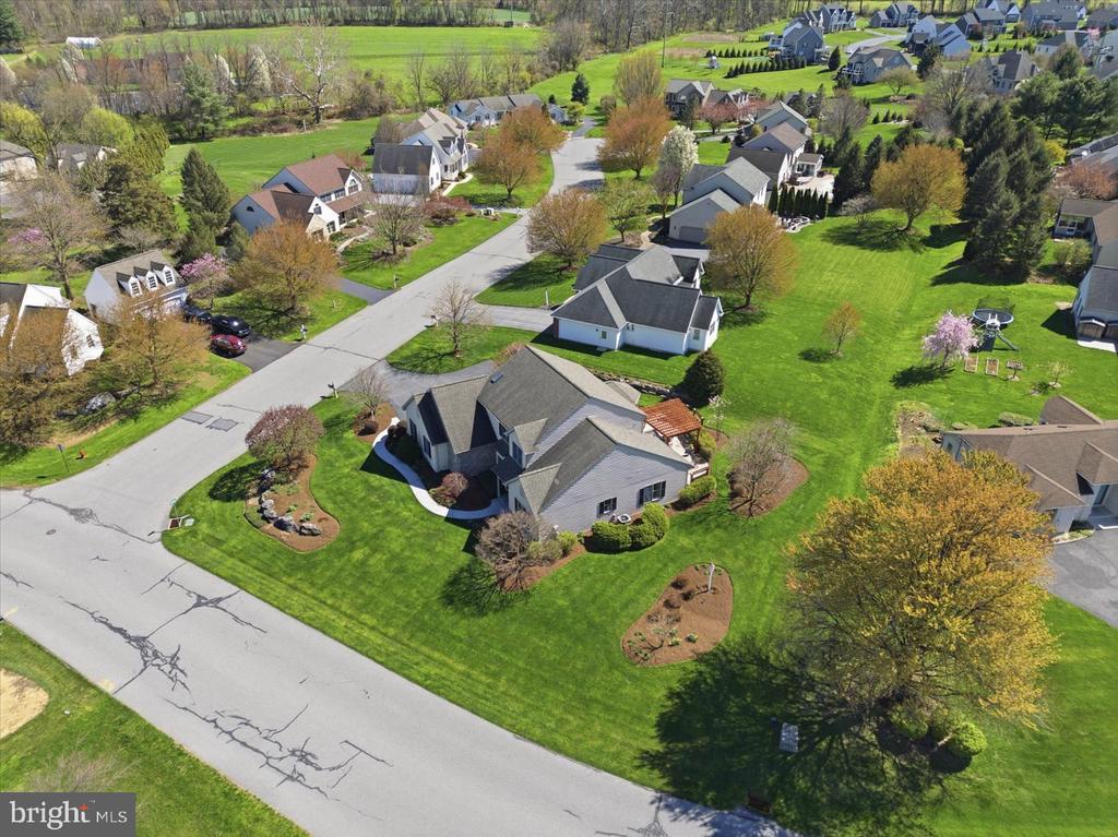 314 COUNTRY MEADOWS DRIVE