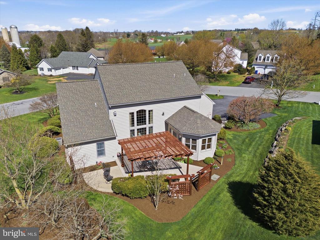 314 COUNTRY MEADOWS DRIVE