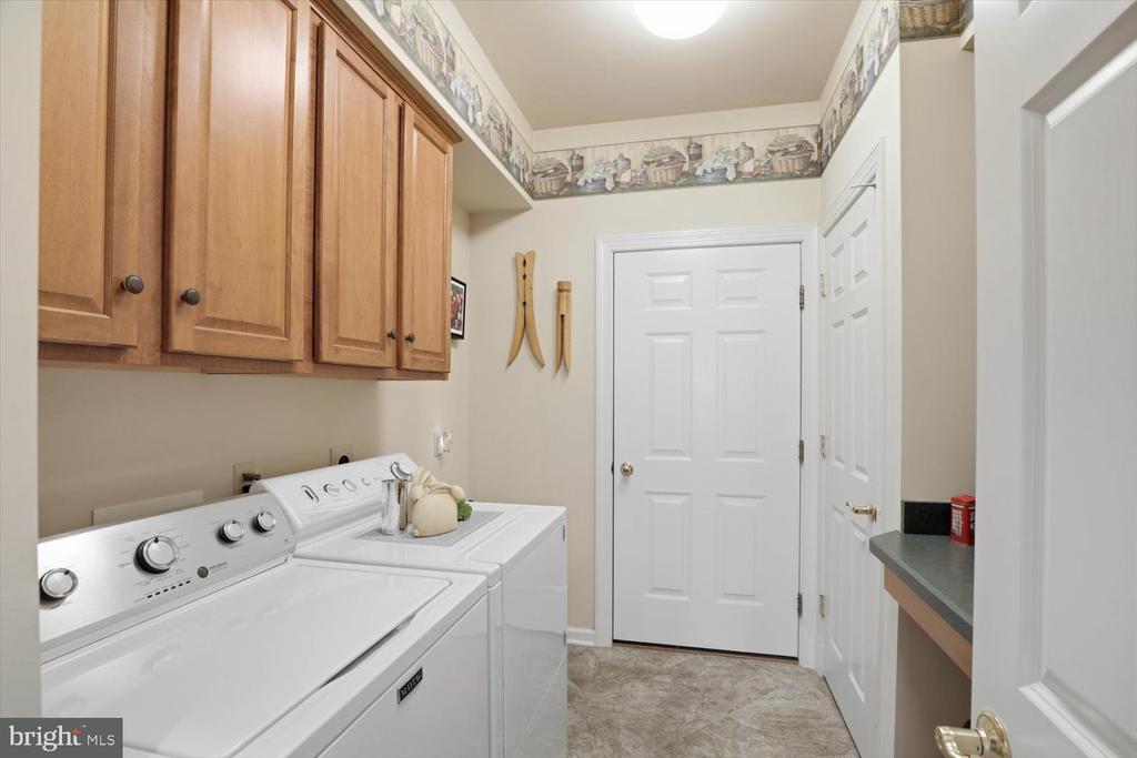 314 COUNTRY MEADOWS DRIVE