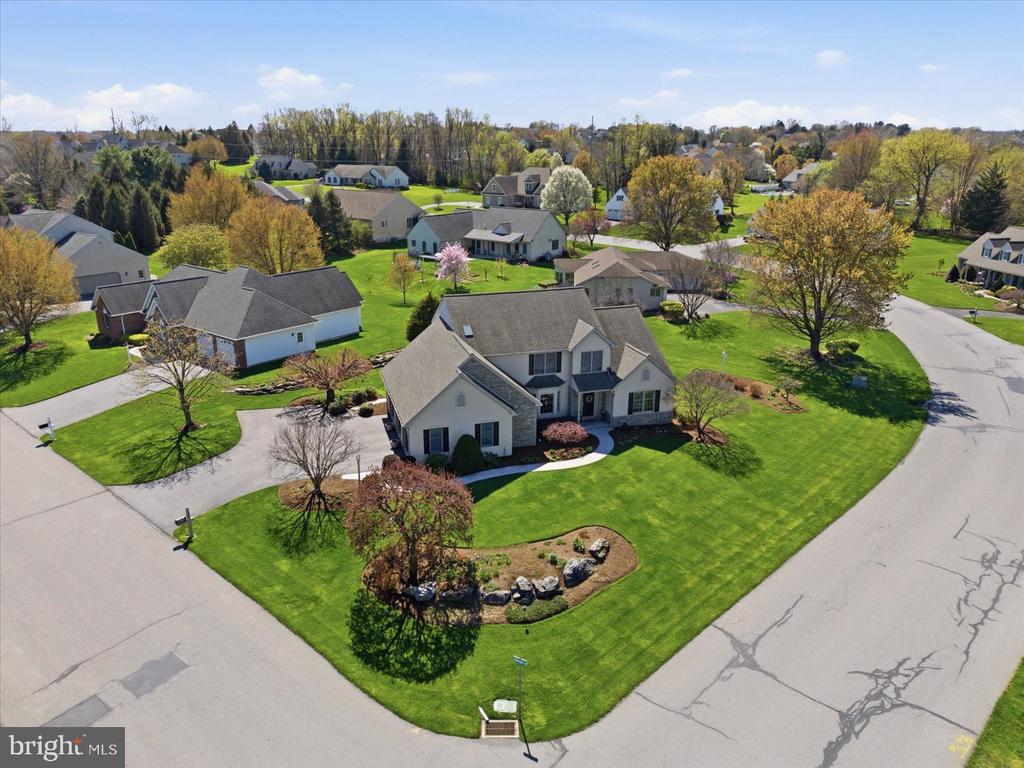 314 COUNTRY MEADOWS DRIVE