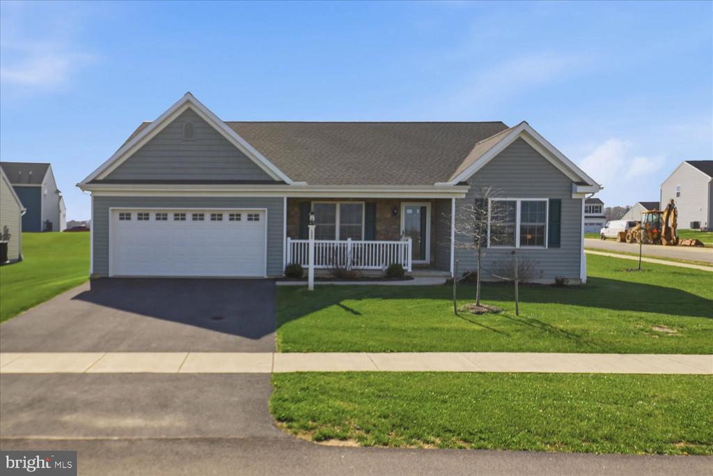 122 CREEKSIDE DRIVE