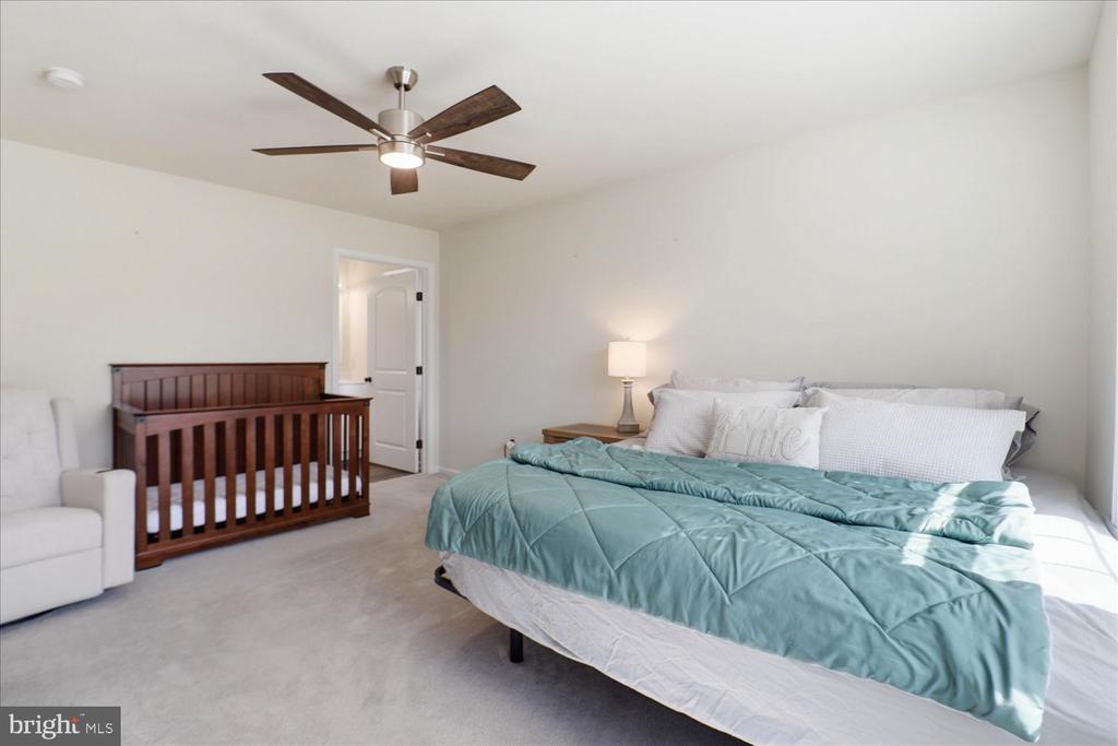 122 CREEKSIDE DRIVE