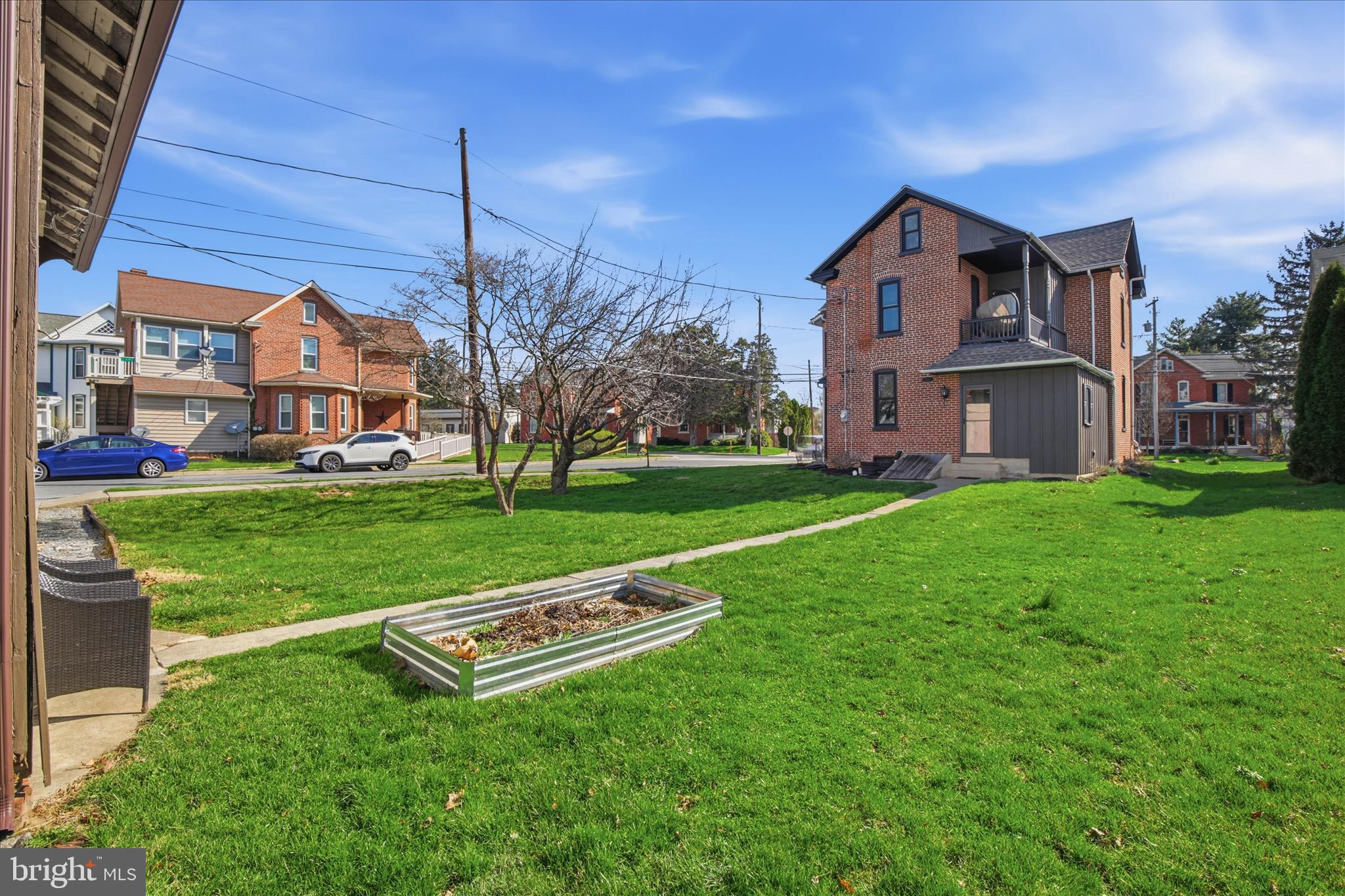 5890 MAIN STREET