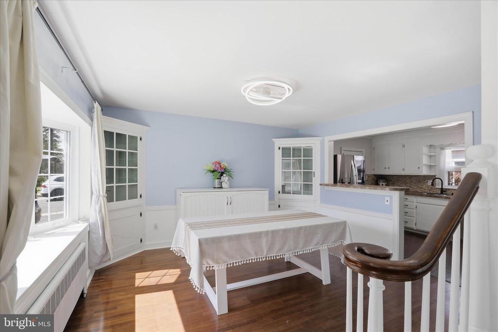 115 E ROSEVILLE ROAD