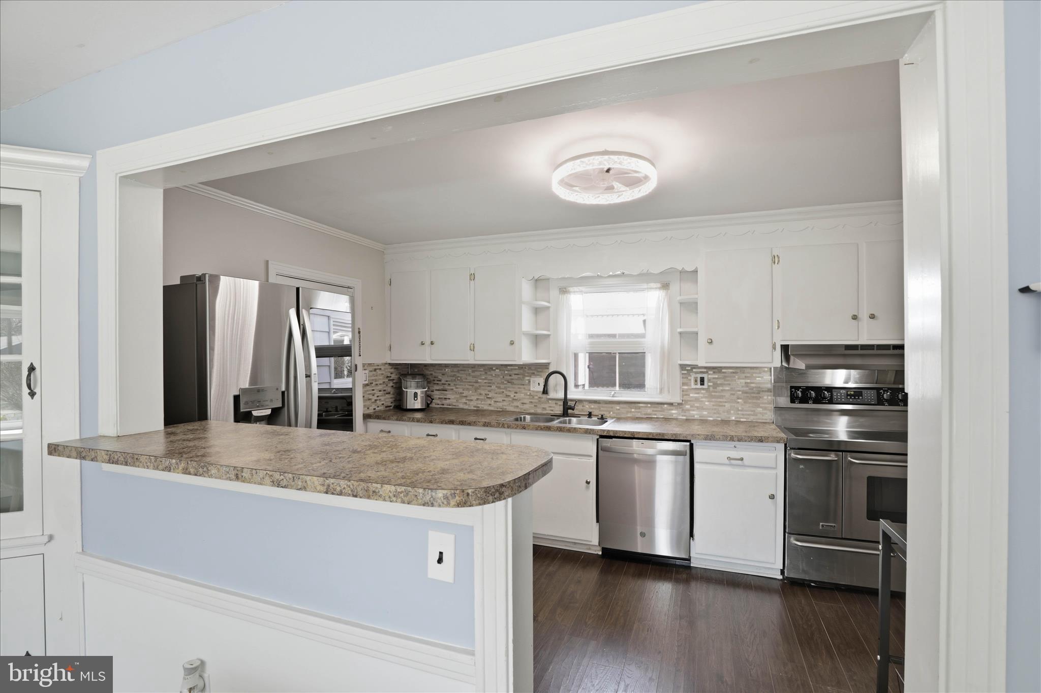 115 E ROSEVILLE ROAD