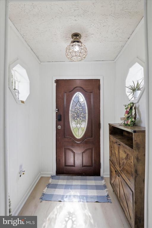 115 E ROSEVILLE ROAD