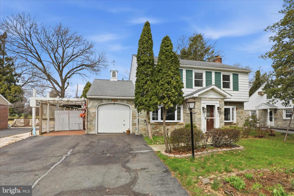 115 E ROSEVILLE ROAD