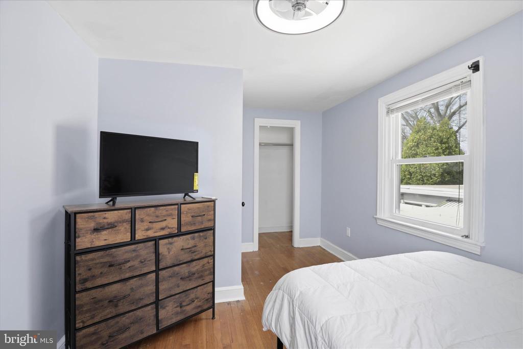 115 E ROSEVILLE ROAD