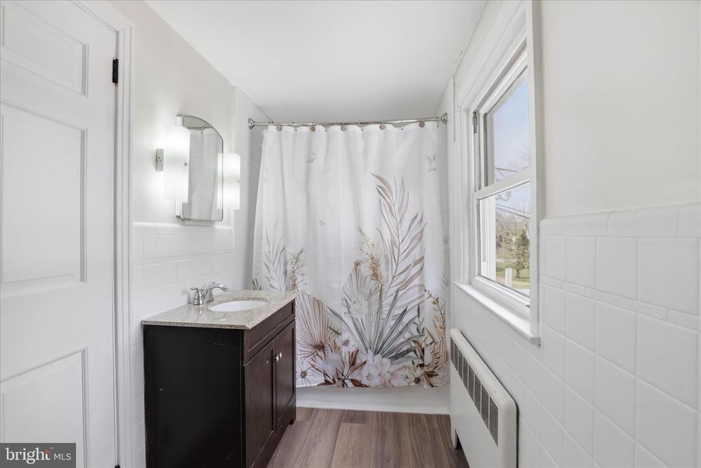 115 E ROSEVILLE ROAD