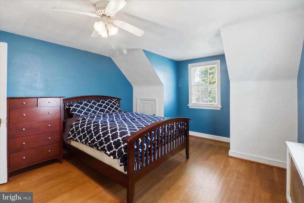 523 PLEASURE ROAD