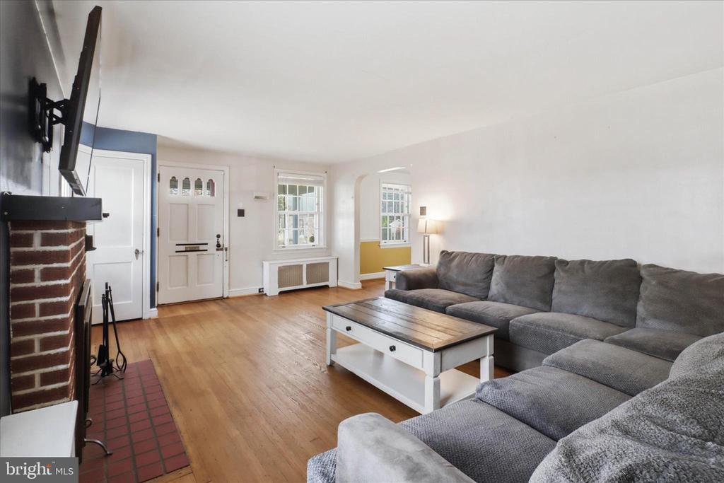 523 PLEASURE ROAD