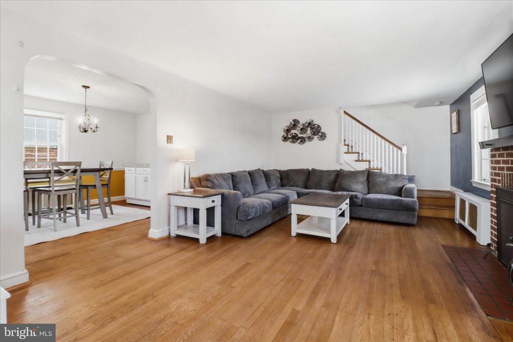 523 PLEASURE ROAD