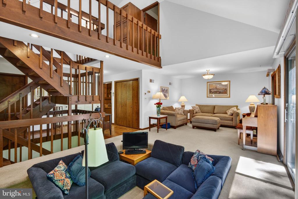 2624 SPRING VALLEY ROAD