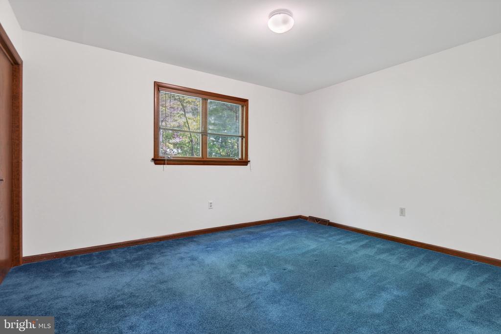 2624 SPRING VALLEY ROAD