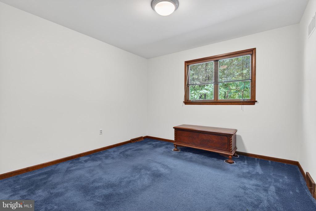 2624 SPRING VALLEY ROAD