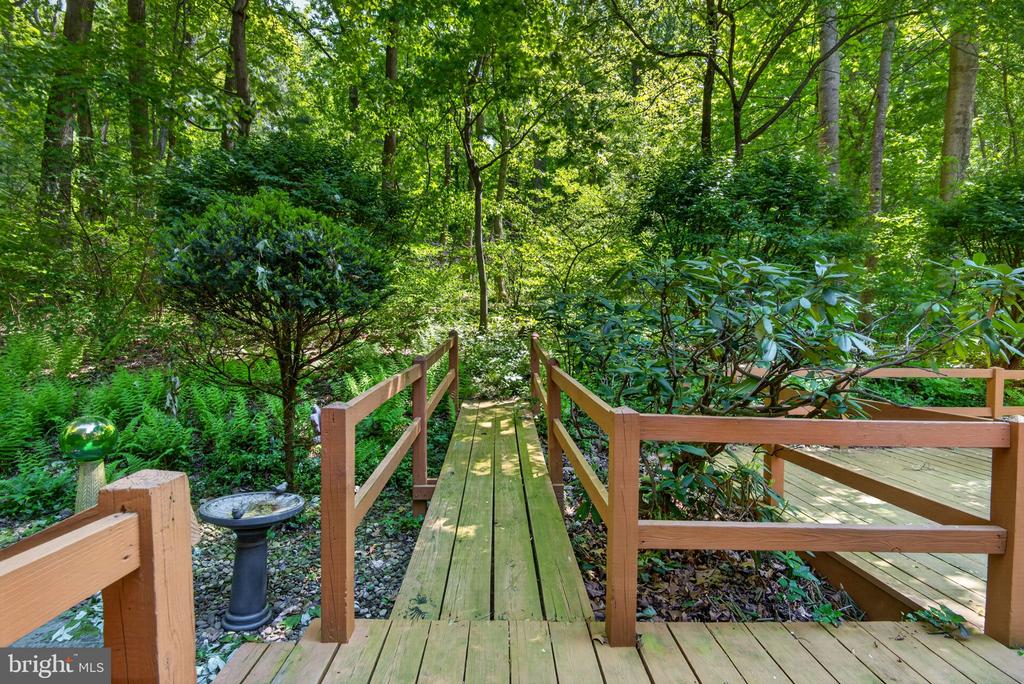 2624 SPRING VALLEY ROAD