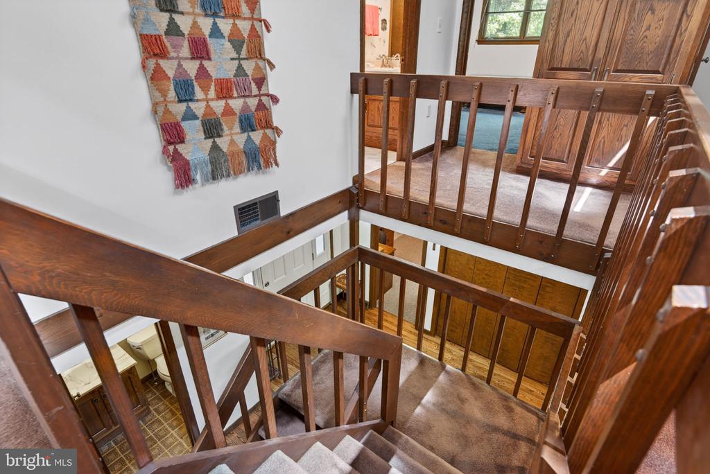 2624 SPRING VALLEY ROAD