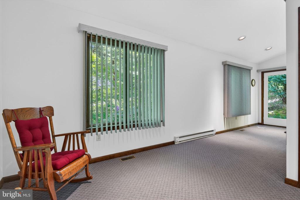 2624 SPRING VALLEY ROAD