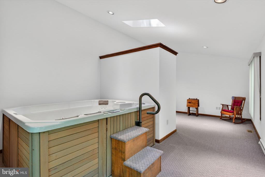 2624 SPRING VALLEY ROAD