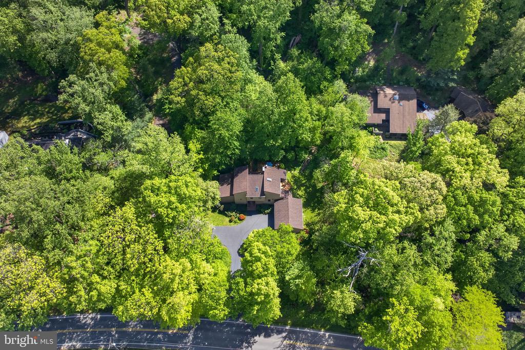 2624 SPRING VALLEY ROAD