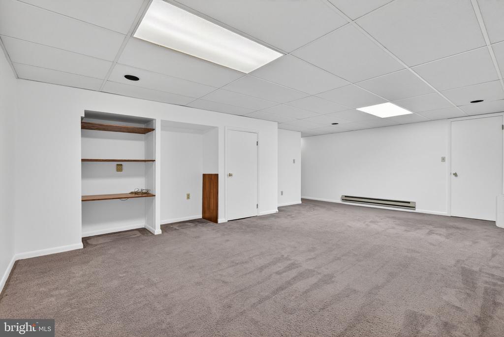 2624 SPRING VALLEY ROAD