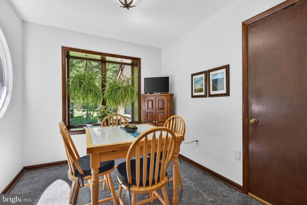 2624 SPRING VALLEY ROAD