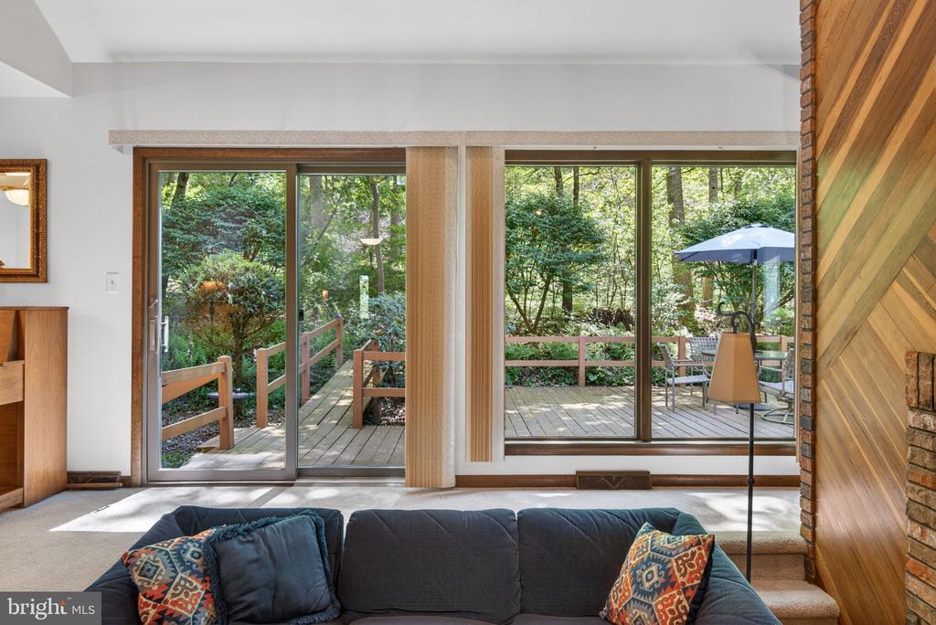2624 SPRING VALLEY ROAD