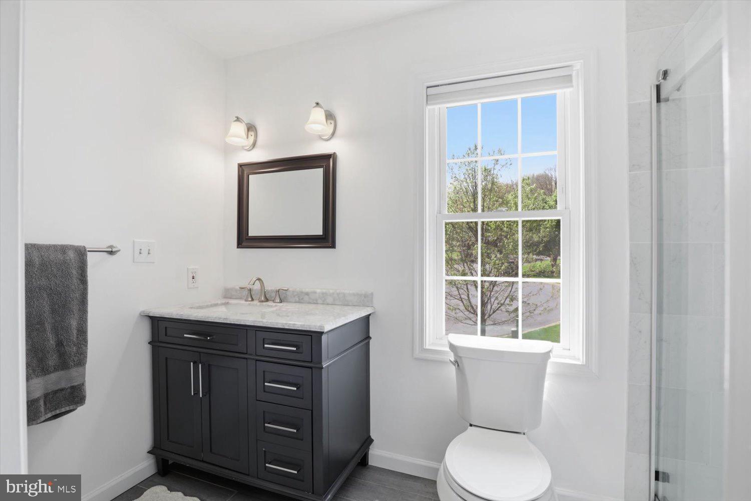 413 GLENBROOK COURT