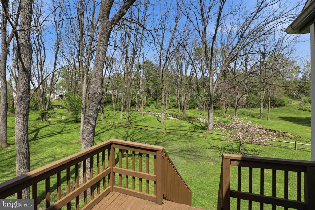 413 GLENBROOK COURT
