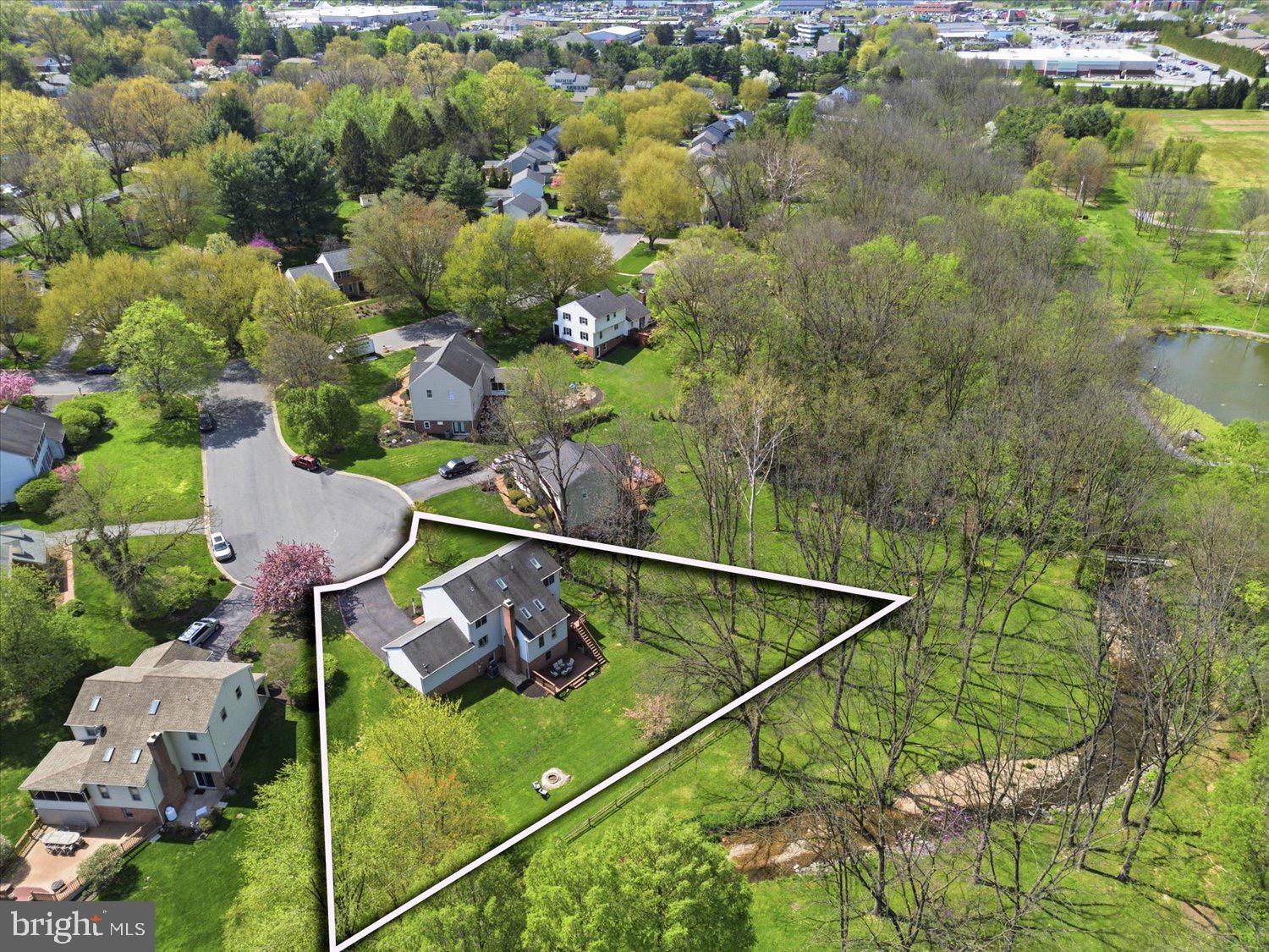 413 GLENBROOK COURT