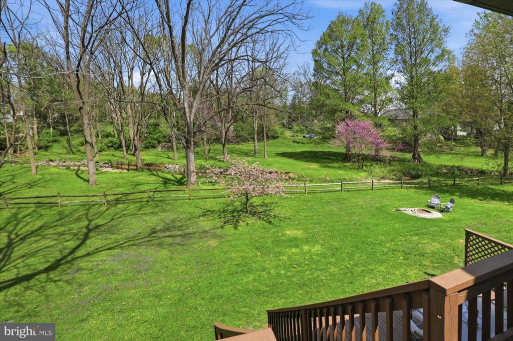 413 GLENBROOK COURT