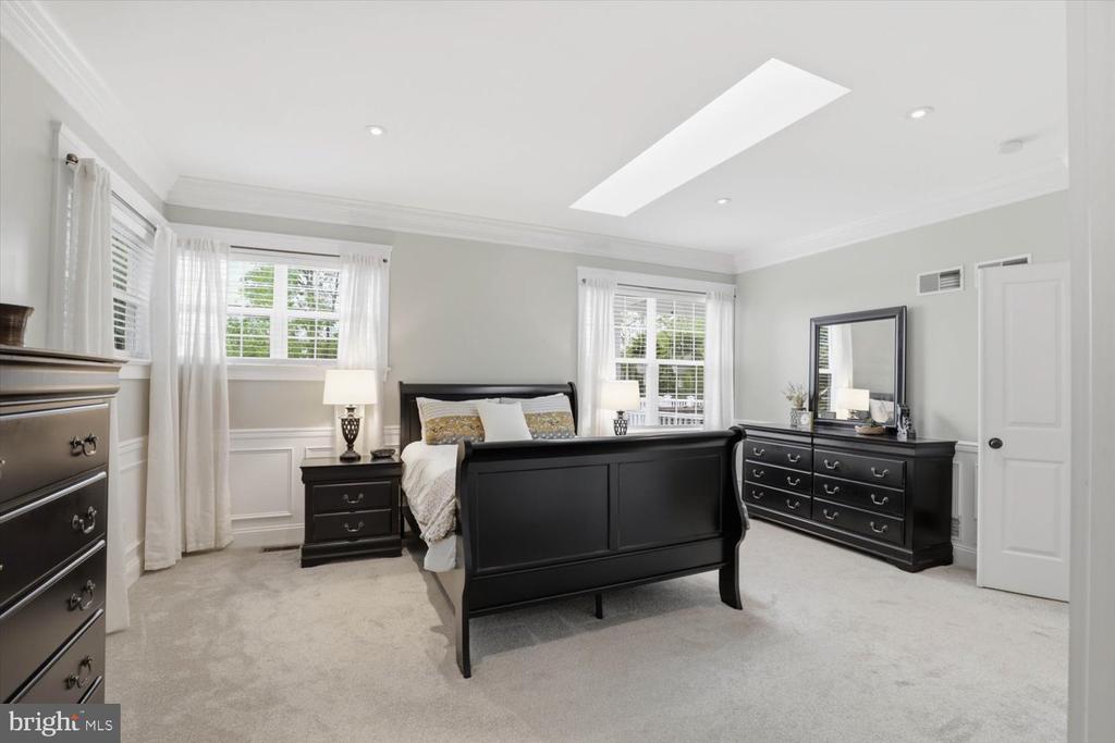 162 HUNTINGWOOD DRIVE