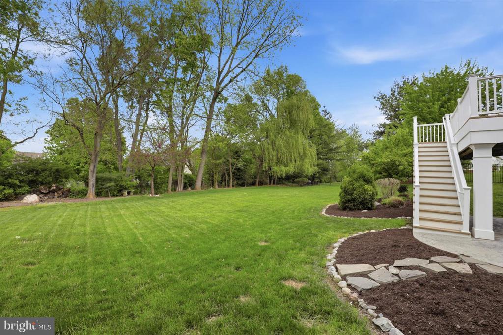 162 HUNTINGWOOD DRIVE
