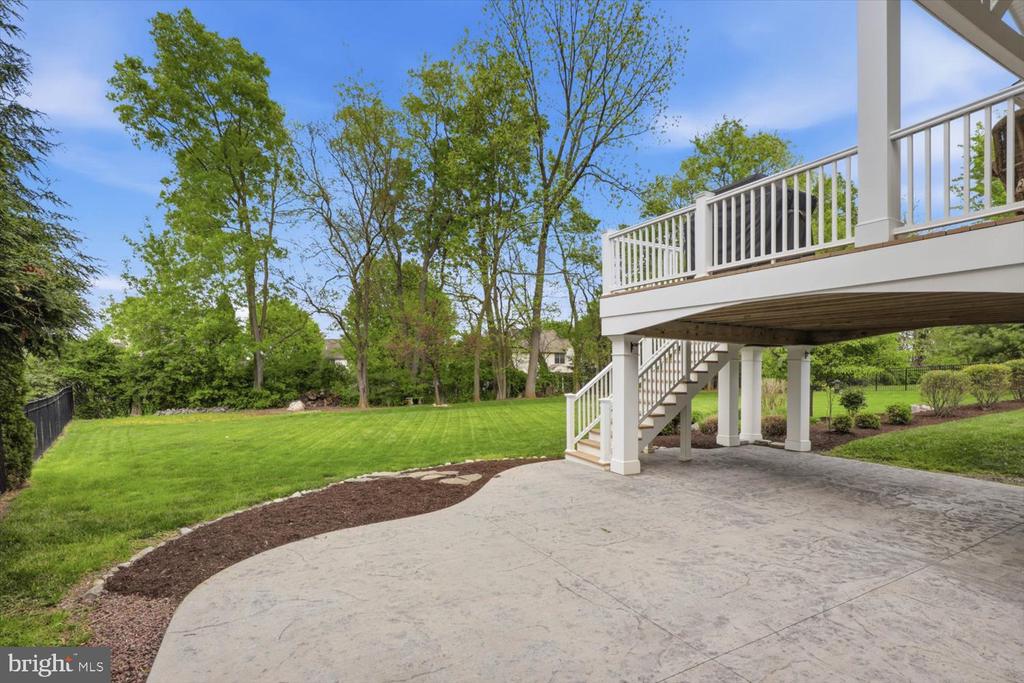 162 HUNTINGWOOD DRIVE
