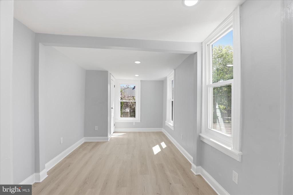 119 N PLUM STREET