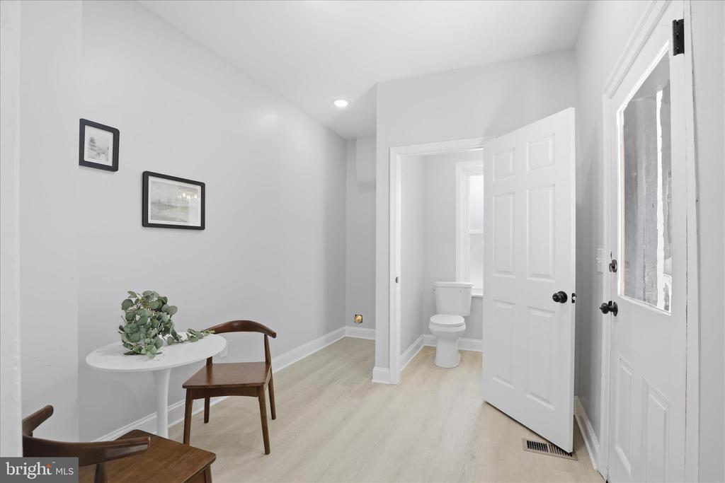 119 N PLUM STREET