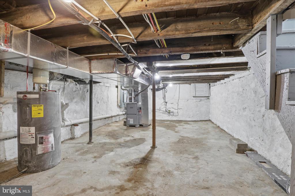 119 N PLUM STREET
