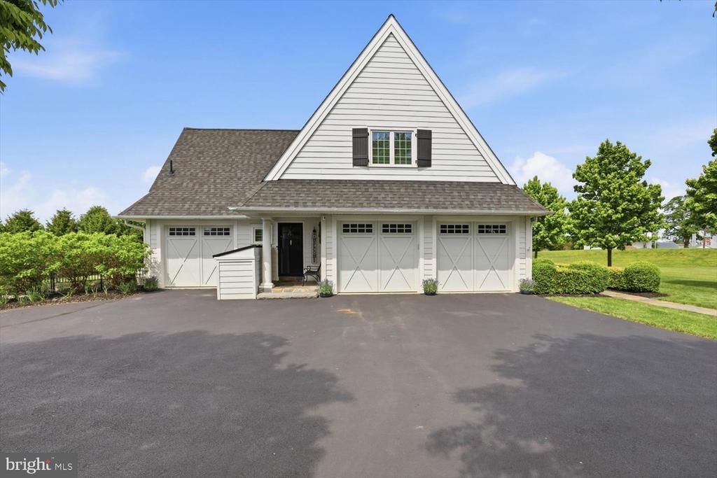 640 SNYDER ROAD