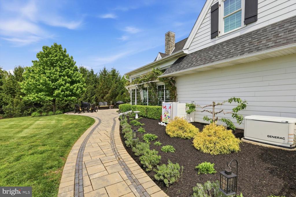 640 SNYDER ROAD