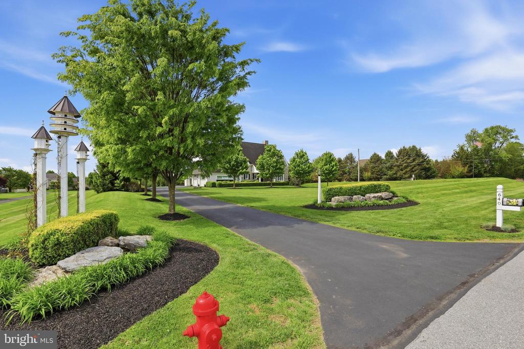 640 SNYDER ROAD