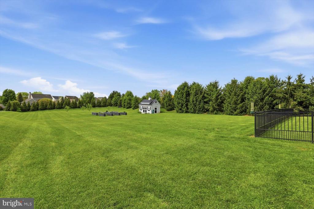 640 SNYDER ROAD